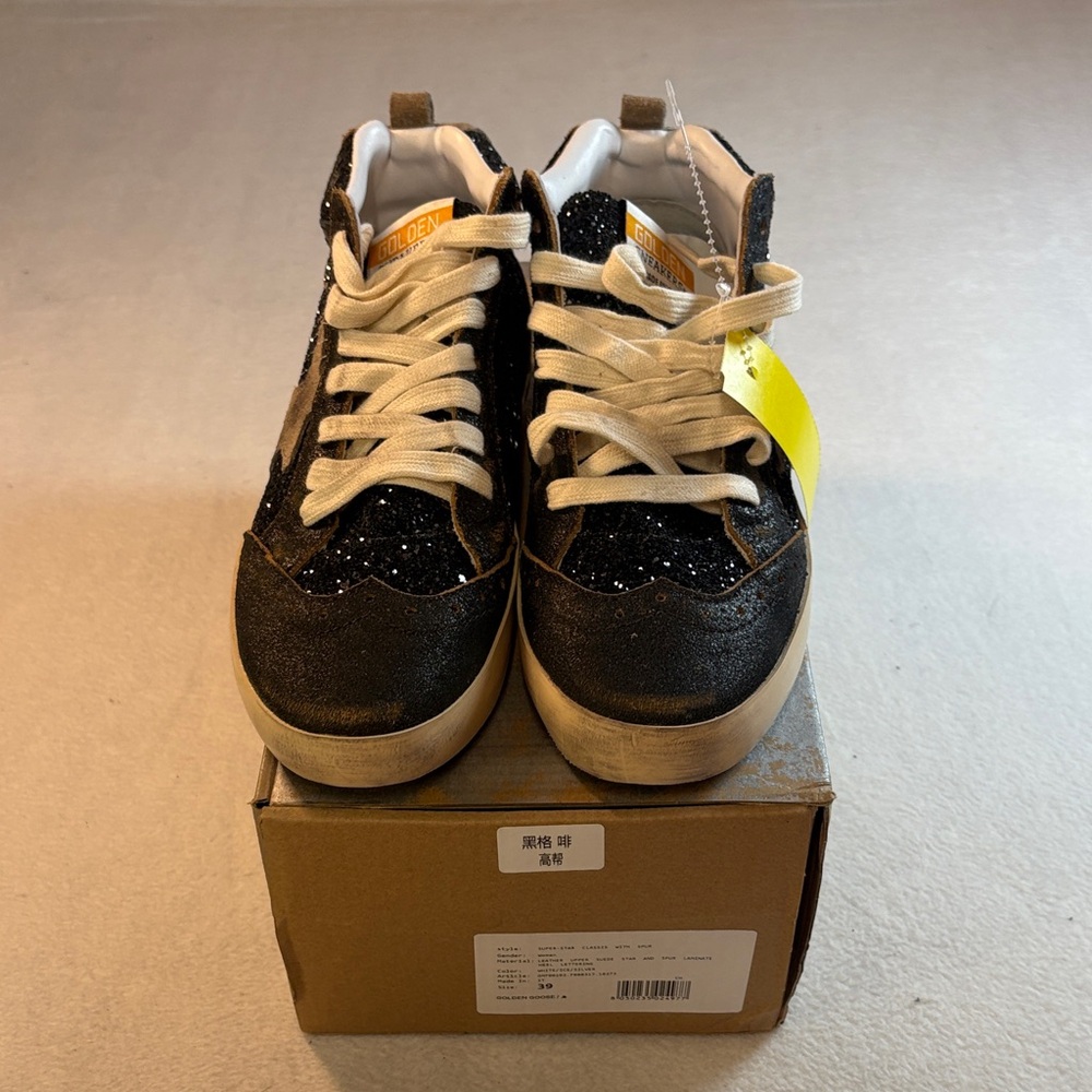 Boutique Black Glitter Low-Top Sneakers with Cream Laces